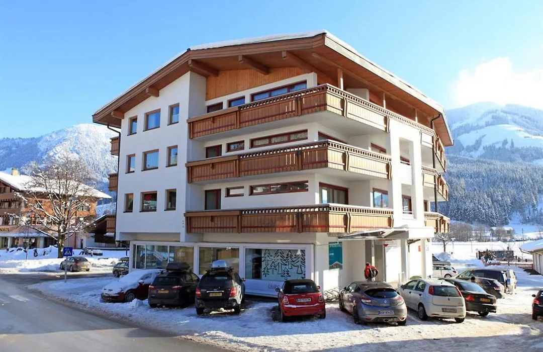 Apartmenthaus Brixen & Haus Central-1